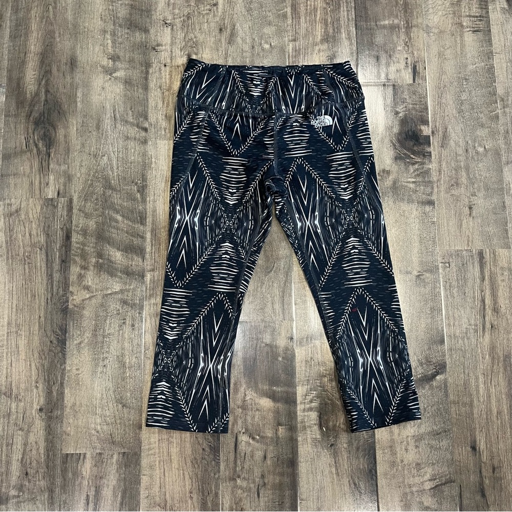 The North Face Cropped Hiking leggings Women’s Size Small - Black design